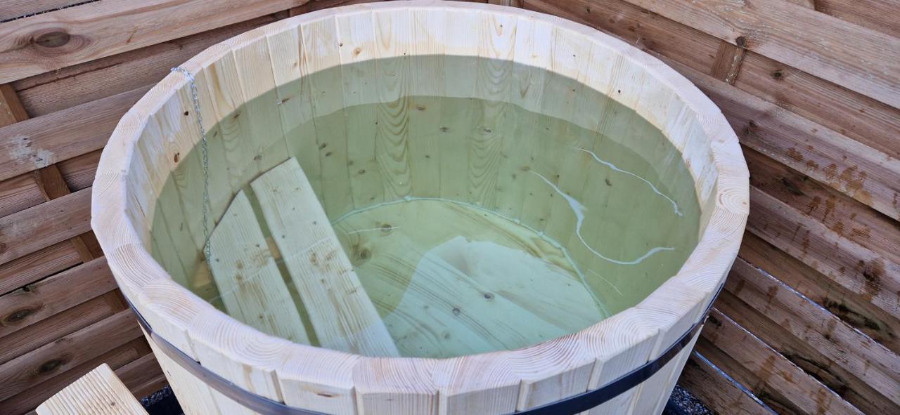 Domki Pod Kuznia Falsztyn Ngoại thất bức ảnh